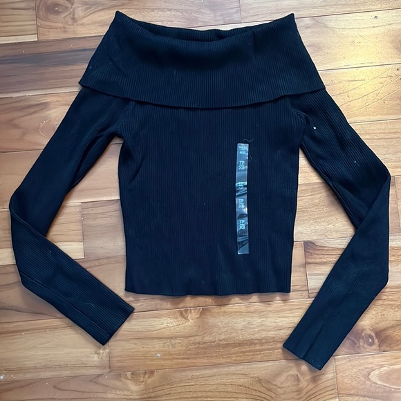 LAST CHANCE Twik ribbed off shoulder “marilyn-collar” style top - Picture 3 of 5